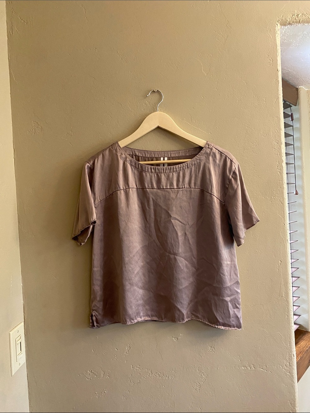 Anthropologie Short-Sleeve Scoop Neck Top in Dusty Mauve